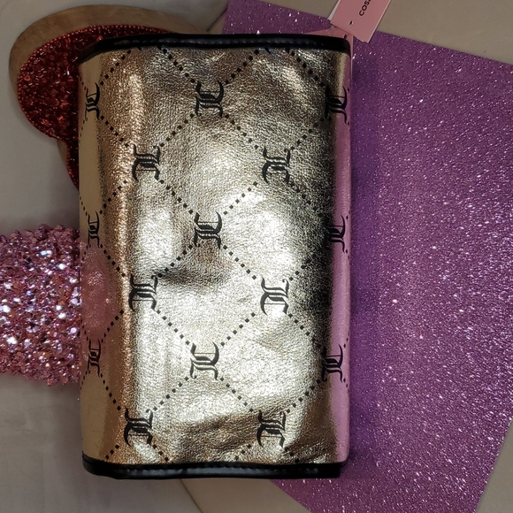 Juicy Couture 💘NWT💘 Shiny Gold Metallic Cosmetic Travel Bag with Hanger! - Picture 6 of 15